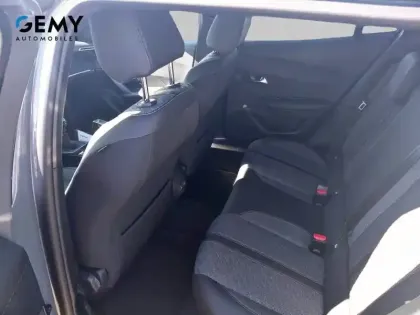 Photo 9 Peugeot 2008  PureTech 100 S&S BVM6