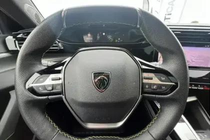 Photo 17 Peugeot 308  BlueHDi 130ch S&S EAT8