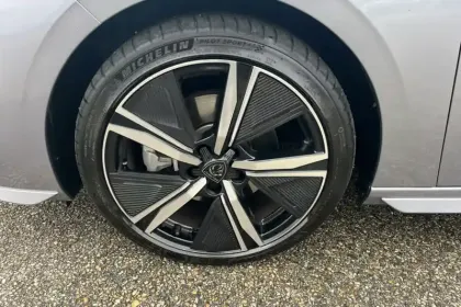 Photo 8 Peugeot 308  BlueHDi 130ch S&S EAT8