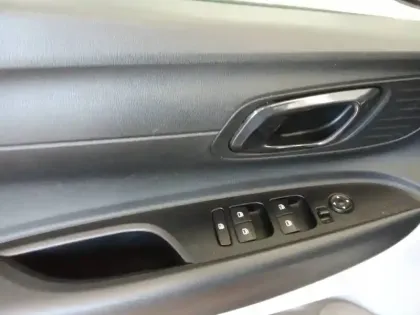 Photo 20 Hyundai I20  1.0 T-GDi 100 Hybrid 48V