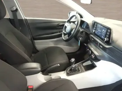 Photo 14 Hyundai I20  1.0 T-GDi 100 Hybrid 48V