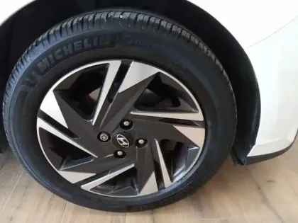 Photo 15 Hyundai I20  1.0 T-GDi 100 Hybrid 48V