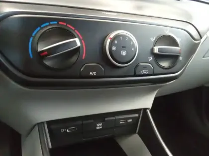 Photo 27 Hyundai I20  1.0 T-GDi 100 Hybrid 48V