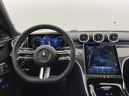 Photo 21 Mercedes Classe C Gén. V (S206) Ph1 AMG Line 5