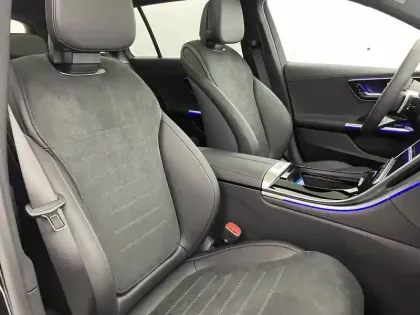 Photo 28 Mercedes Classe C Gén. V (S206) Ph1 AMG Line 5