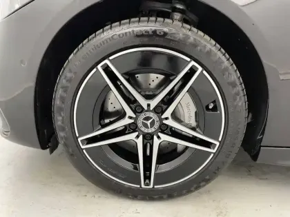 Photo 17 Mercedes Classe C Gén. V (S206) Ph1 AMG Line 5