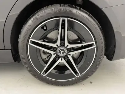 Photo 16 Mercedes Classe C Gén. V (S206) Ph1 AMG Line 5