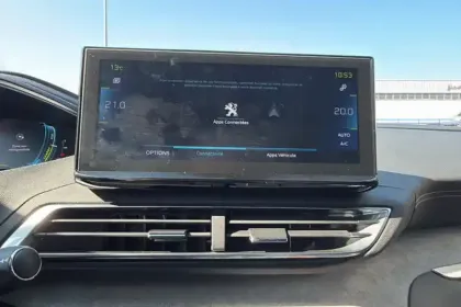 Photo 84 Peugeot 3008  Hybrid4 300 e-EAT8