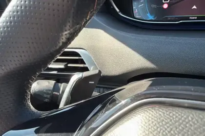 Photo 20 Peugeot 3008 Gén. II Ph2 GT 5