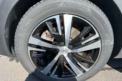 Photo 14 Peugeot 3008 Gén. II Ph2 GT 5