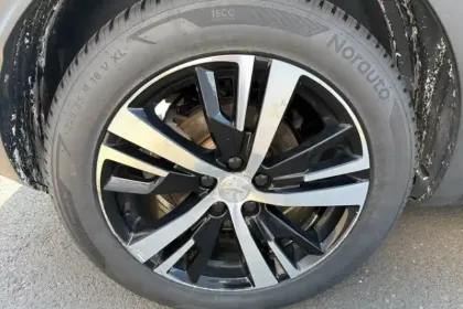 Photo 12 Peugeot 3008 Gén. II Ph2 GT 5