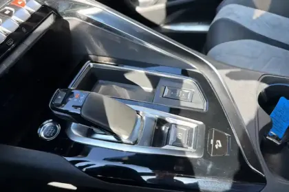 Photo 31 Peugeot 3008 Gén. II Ph2 GT 5