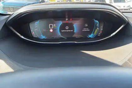 Photo 15 Peugeot 3008 Gén. II Ph2 GT 5