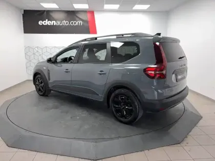 Photo 7 Dacia Jogger  Hybrid 140 7 places GSR2