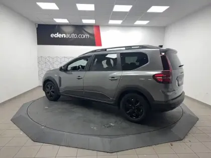 Photo 7 Dacia Jogger  Hybrid 140 7 places GSR2