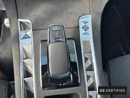 Photo 12 DS DS 7 DS7 Crossback Hybride E-Tense 225 EAT8