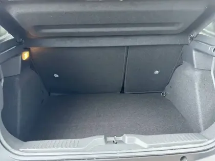 Photo 5 Citroën C3 Gén. IV Ph1 PLUS 5