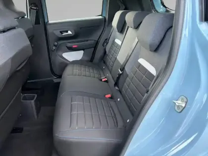 Photo 11 Citroën C3 Gén. IV Ph1 PLUS 5