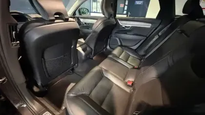 Photo 11 Volvo V90 Volvo /  Cross Country 2.0 B4 Mild-Hybrid Plus AWD