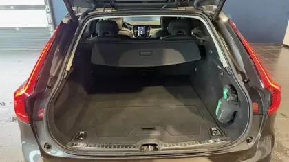 Photo 10 Volvo V90 Volvo /  Cross Country 2.0 B4 Mild-Hybrid Plus AWD