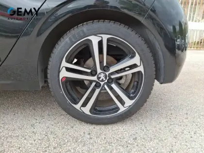 Photo 10 Peugeot 208  BlueHDi 100ch S&S BVM5