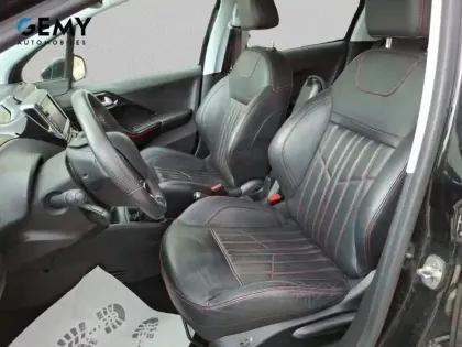 Photo 8 Peugeot 208  BlueHDi 100ch S&S BVM5