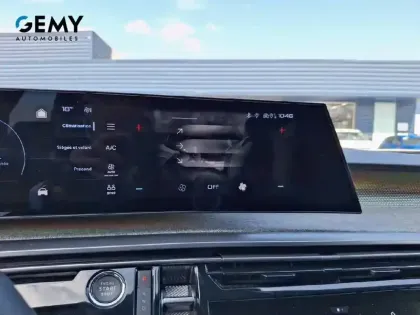 Photo 15 Peugeot 3008  Electrique 210 ch 73 kWh