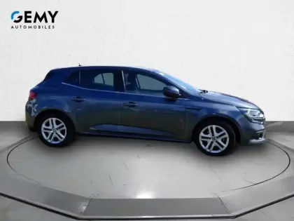 Photo 47 Renault Megane Mégane IV Berline Blue dCi 115 EDC