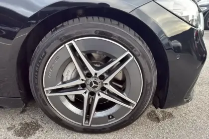 Photo 49 Mercedes Classe C  220 d 9G-Tronic