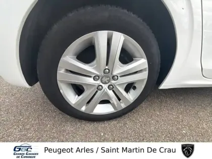 Photo 16 Peugeot 208  PureTech 82ch S&S BVM5