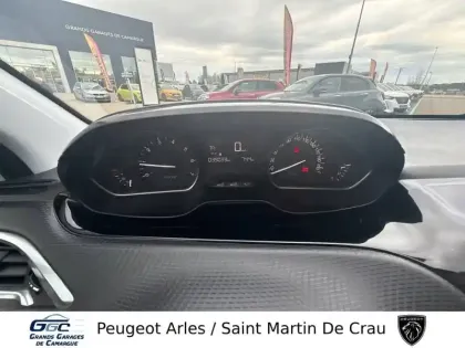 Photo 20 Peugeot 208  PureTech 82ch S&S BVM5