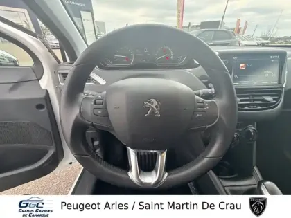 Photo 18 Peugeot 208  PureTech 82ch S&S BVM5