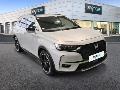 Photo 28 DS DS 7 DS7 Crossback Hybride E-Tense 300 EAT8 4x4 Performance Line+