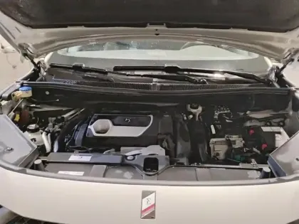 Photo 6 DS DS 7 DS7 Crossback Hybride E-Tense 300 EAT8 4x4 Performance Line+