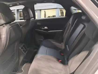 Photo 22 DS DS 7 DS7 Crossback Hybride E-Tense 300 EAT8 4x4 Performance Line+