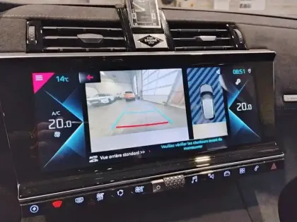 Photo 25 DS DS 7 DS7 Crossback Hybride E-Tense 300 EAT8 4x4 Performance Line+