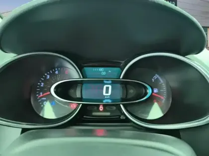 Photo 20 Renault Clio Gén. IV (B98) Ph2 Intens 5