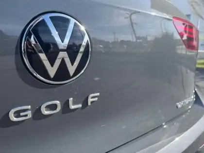 Photo 8 Volkswagen Golf 8 FL 1.5 EHYBRID 204CH DSG6 LIFE PL