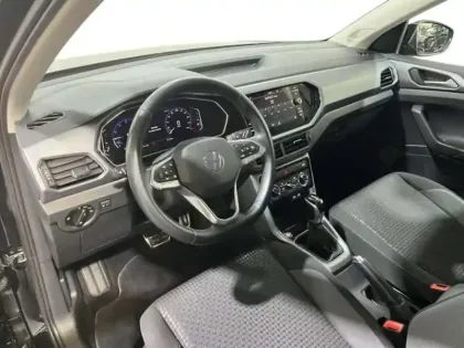 Photo 8 Volkswagen T-cross 1.0 TSI 110 Start/Stop DSG7 Active