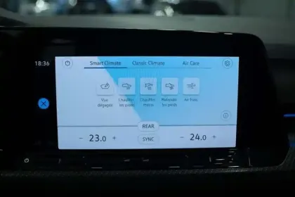 Photo 5 Volkswagen Golf 1.5 eTSI OPF 150 DSG7 R-Line