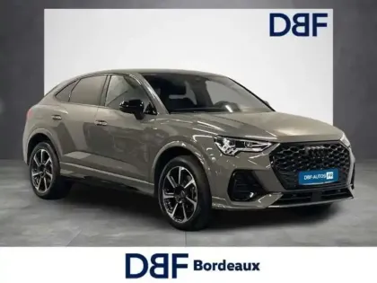 Photo 5 Audi Q3 45 TFSIe 245 ch S tronic 6 S line