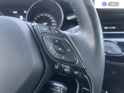 Photo 13 Toyota C-HR 1.8 Hybride 122 Edition