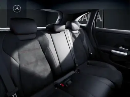 Photo 38 Mercedes GLA 200 d AMG Line