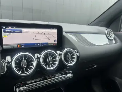 Photo 49 Mercedes GLA 200 d AMG Line