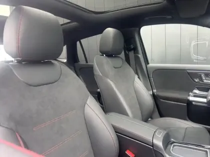 Photo 53 Mercedes GLA 200 d AMG Line