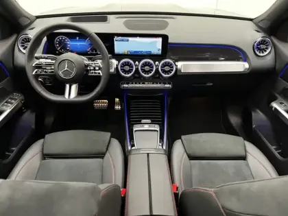 Photo 10 Mercedes GLB 200 d AMG Line