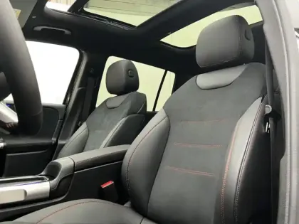 Photo 20 Mercedes GLB Gén. I (X247) Ph2 AMG Line 5