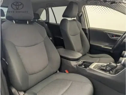 Photo 10 Toyota Rav4 Hybride AWD Dynamic Business