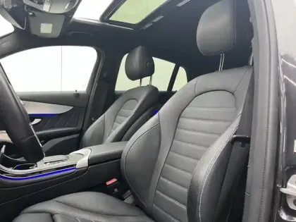 Photo 13 Mercedes Classe GLC 300e 4MATIC AMG Line