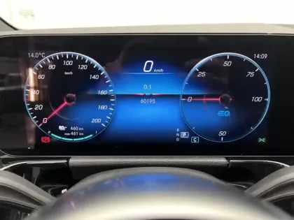 Photo 11 Mercedes EQA Gén. I (H243) Ph1 AMG Line 5